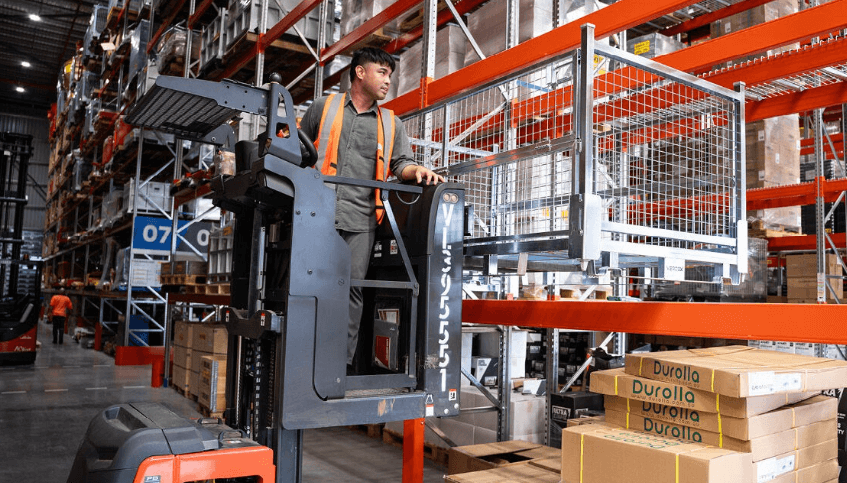 Double Width Storage Cage Full Height Placed In Warehouse Pallet Racking
