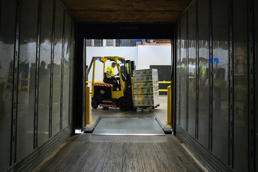 6 Common Forklift Hazards & How To Avoid Them